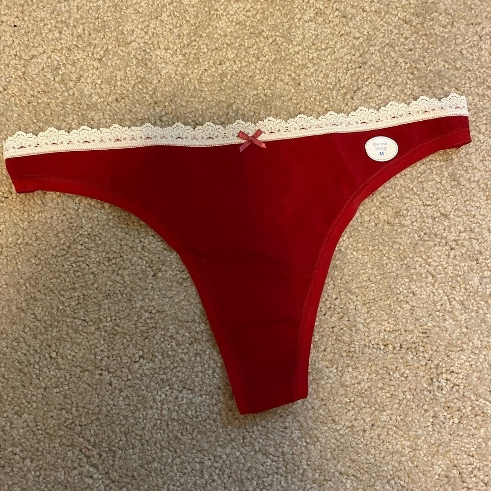 GAP Body Thong Red and White Lace